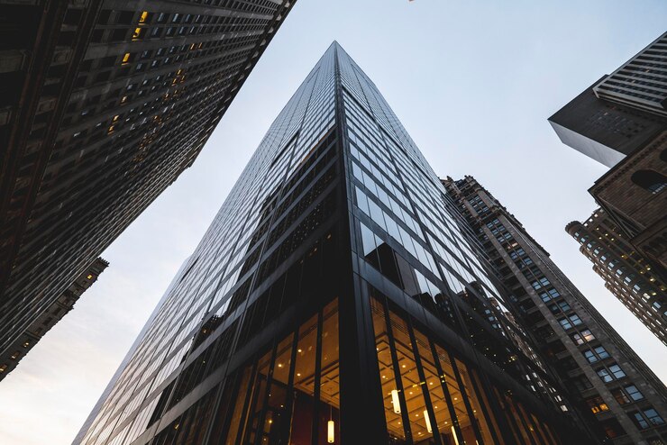 Foto niedrigwinkelansicht von wolkenkratzern in manhattan