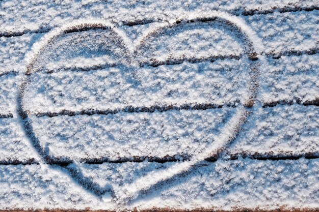 nieve caida fresca sin tocar en Irlanda del Norte, Reino Unido