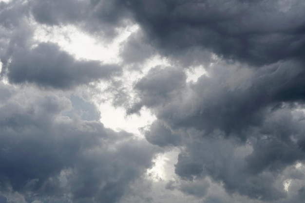 Nimbus nubes en los fondos del cielo