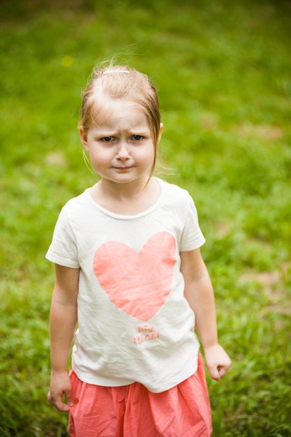 Niña emocional