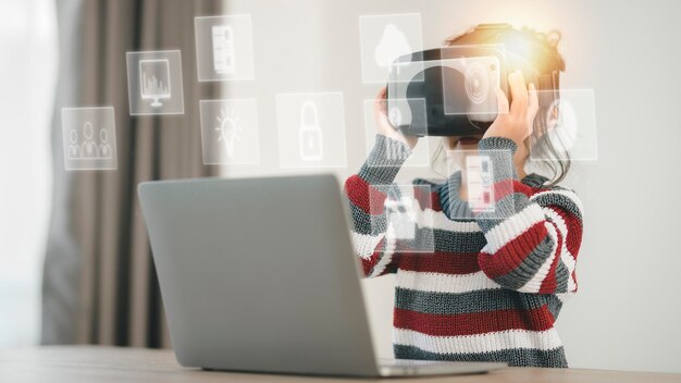 Foto niña feliz con gafas de realidad virtual. realidad aumentada, ciencia, concepto de tecnología futura. vr. gafas 3d futuristas