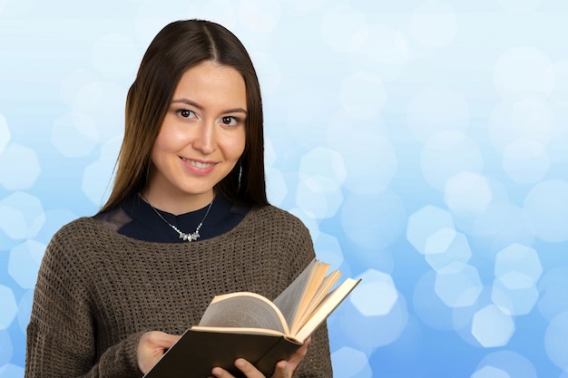 Niña con libro