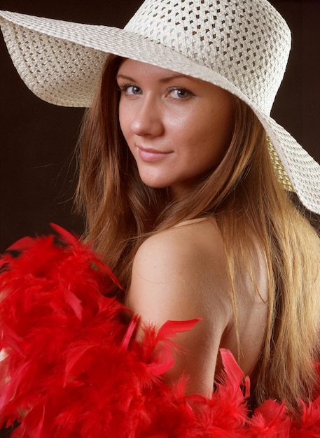 Niña, llevando, un, sombrero blanco