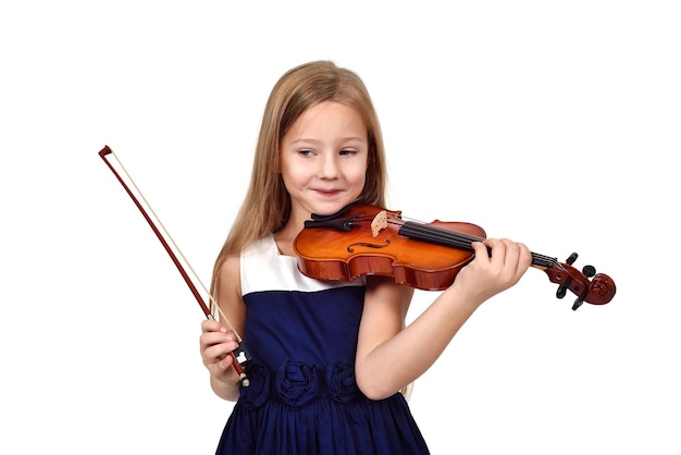 Niña tocando el violin