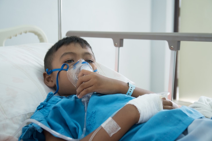 Foto niño asiático asma enfermo