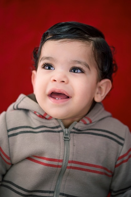 Niño sonriente