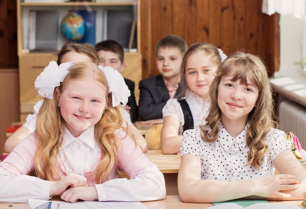 Niños en la escuela