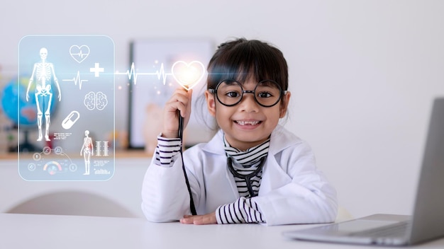 Niños con estetoscopio en la mano tocando la conexión de red de iconos médicos en la tecnología médica de interfaz de red de pantalla virtual moderna