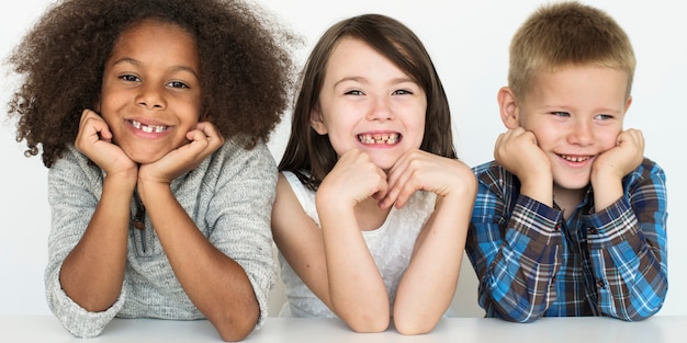 Foto niños infancia personas raza emocional estudio disparar