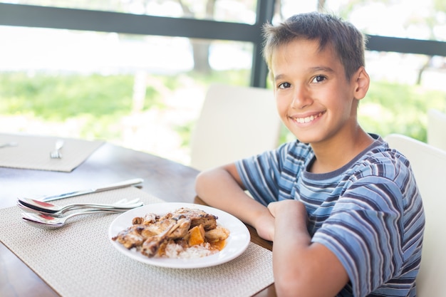 Niños en el restaurante