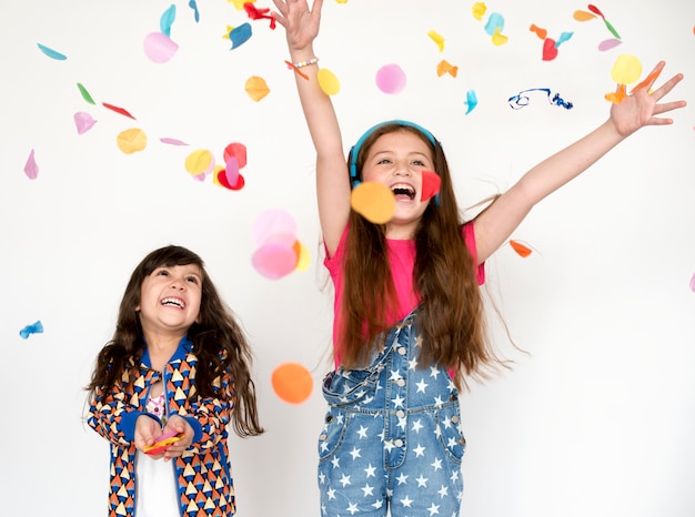 Foto niños sonriendo felicidad