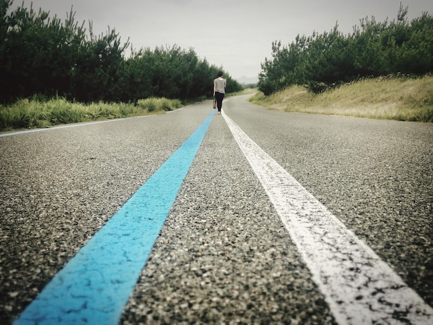 Nivel de la superficie de la carretera