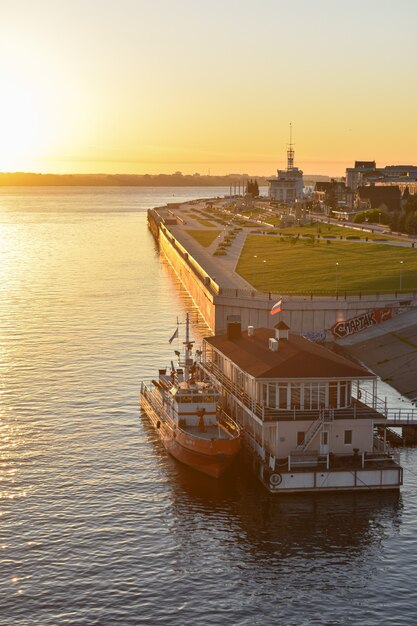 Nizhny Novgorod. passeio ao amanhecer