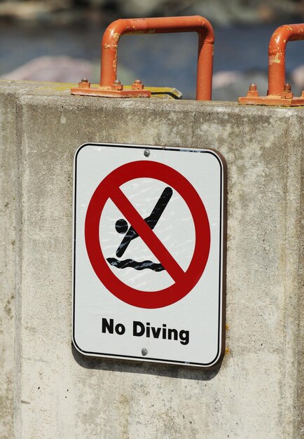 Foto no diving sign