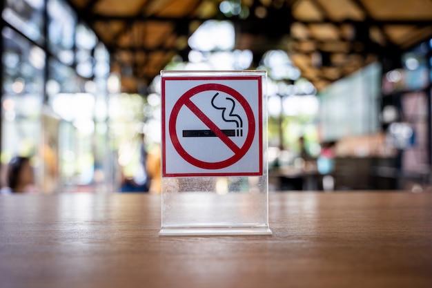 No fumes señal No fumar señal en café café
