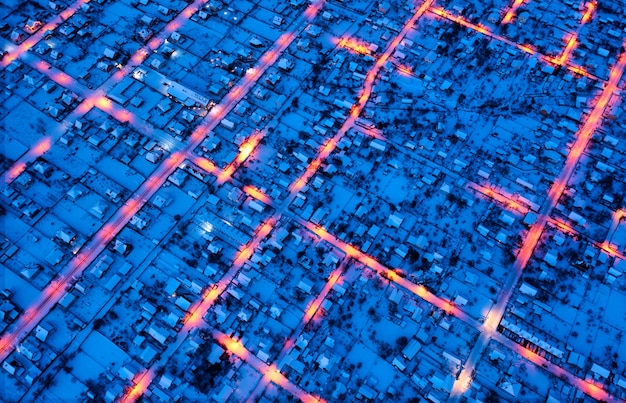 Noche cabaña distrito suburbios drone vista Vista de la ciudad