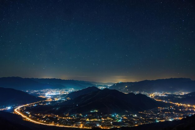 Foto noche estrellada sobre el paisaje urbano iluminado