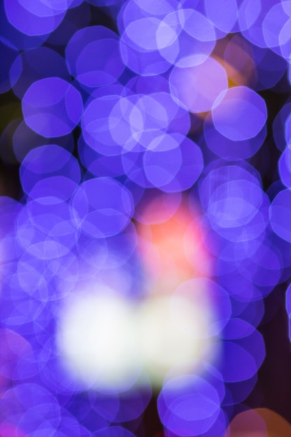 Noche luz bokeh de luces decorar la Navidad y año nuevo