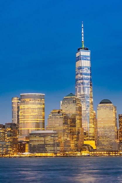 Noche de Nueva York en el Bajo Manhattan