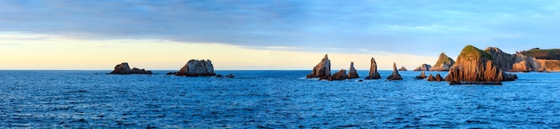 Noche paisaje atlántico Asturias España