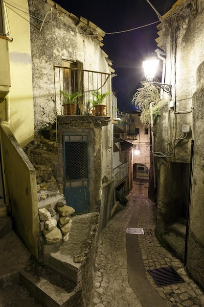 Noche Stilo aldea Calabria Italia