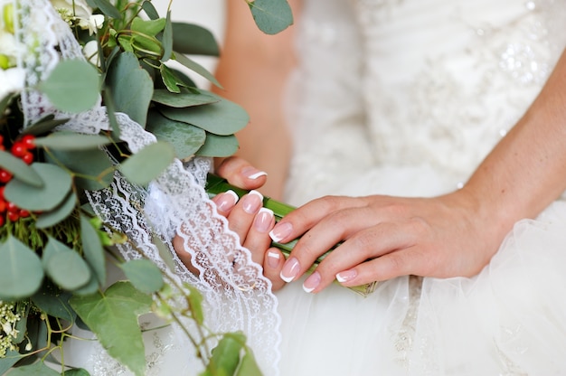 Noiva, segurando, buquê casamento