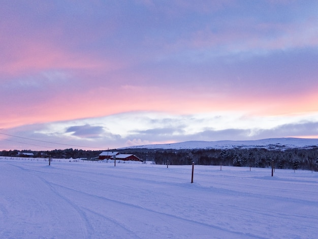 Foto noruega invierno paisaje nieve