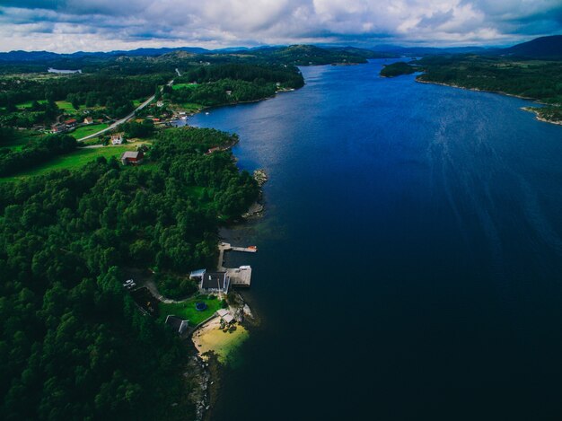 Noruega, la vista de la ciudad desde el aire