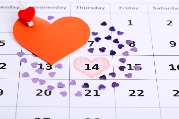 Notas sobre el calendario (día de San Valentín), close-up