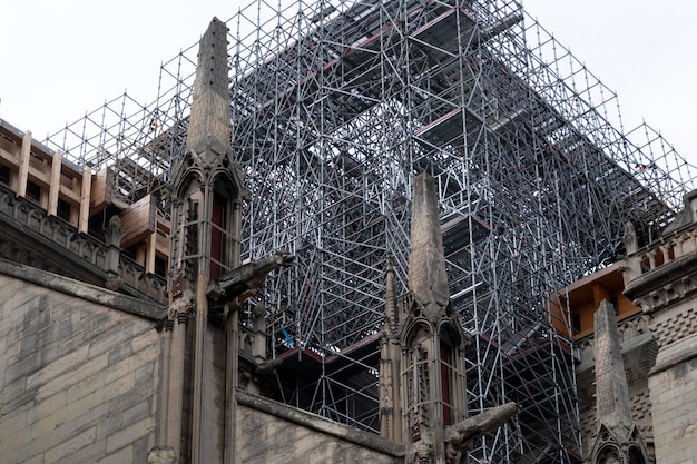 Notre dame paris em restauração