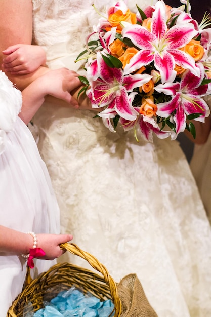 Novia joven antes de su boda.