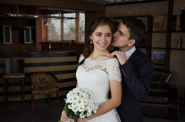 novios juntos el día de la boda