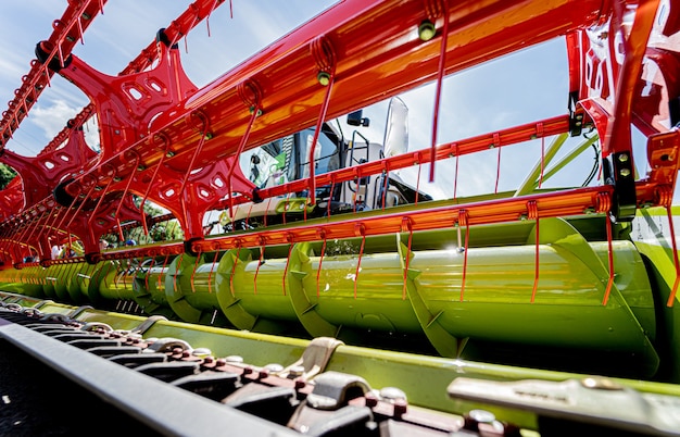 Novos detalhes de máquinas e equipamentos agrícolas modernos
