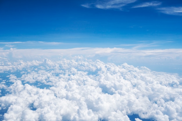 Foto nube de cielo azul en la vista superior