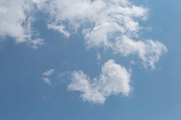 Foto una nube en el cielo