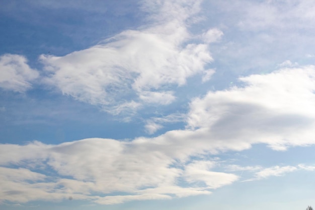 Una nube en el cielo