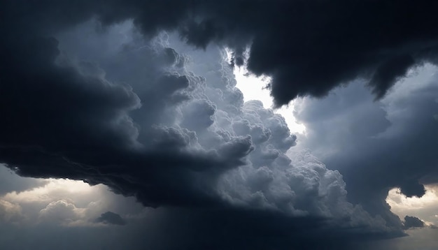 una nube de tormenta está sobre una nube de tempestad