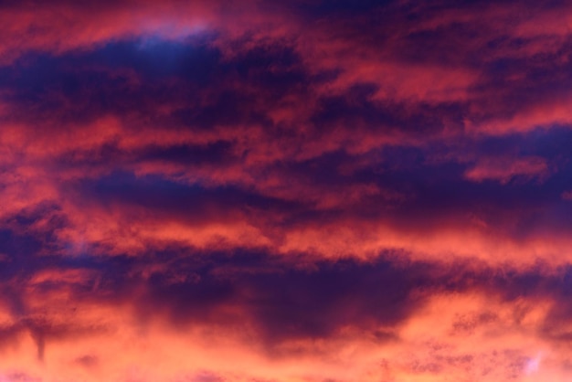 Foto nubes al atardecer nubes de hadas