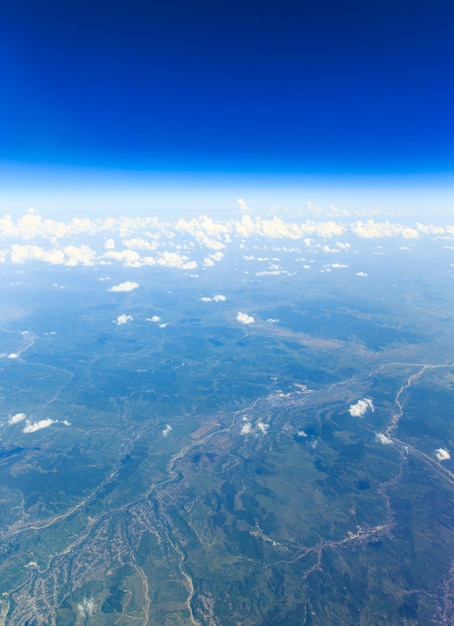 Foto nubes en el cielo azul