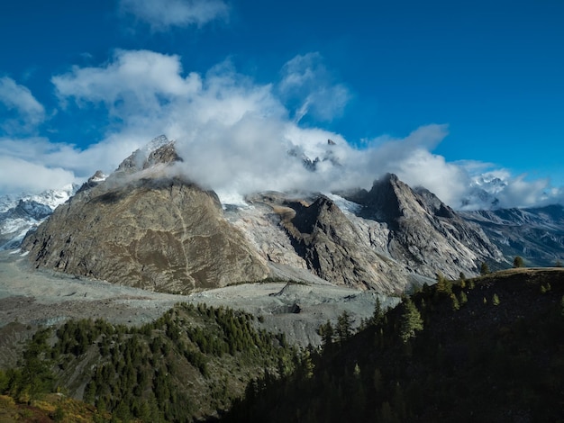 Nubes sobre el Mont Blanc