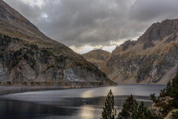 Nubes de tormenta en el lago Cap de Long.