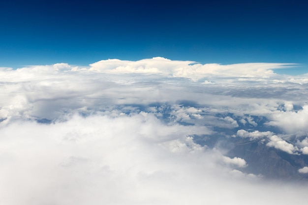 Nubes una vista desde la ventana del avión