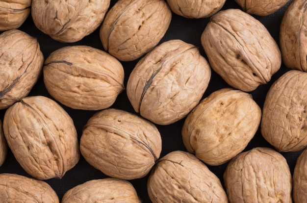 Nueces en una cáscara