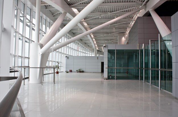 Nueva segunda terminal de 60 millones de euros (84 millones de dólares) en el principal aeropuerto de la capital