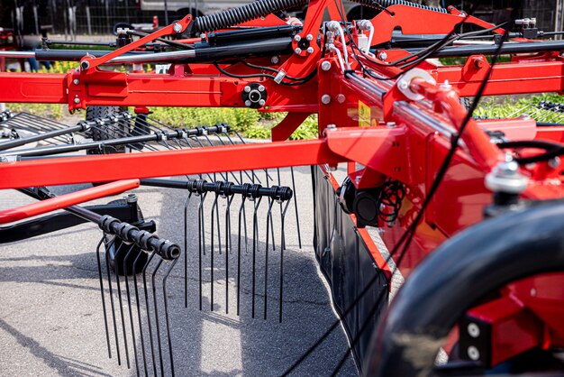 Nuevos detalles de maquinaria y equipos agrícolas modernos