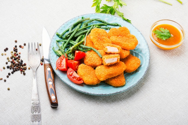 Nuggets mit Gemüsebeilage