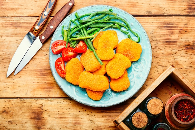 Nuggets mit Gemüsebeilage