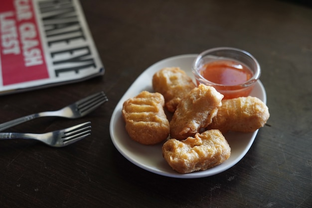 Nuggets de pollo servido