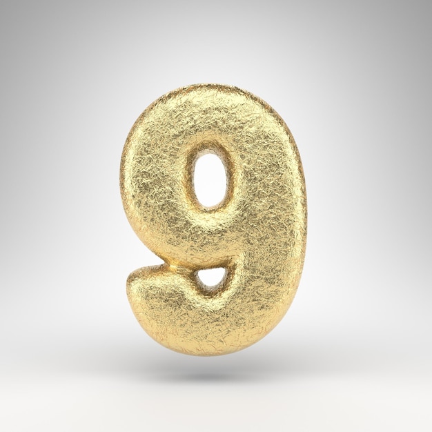 Foto número 9 sobre fondo blanco. lámina dorada arrugada 3d representa el número con textura de metal brillante.