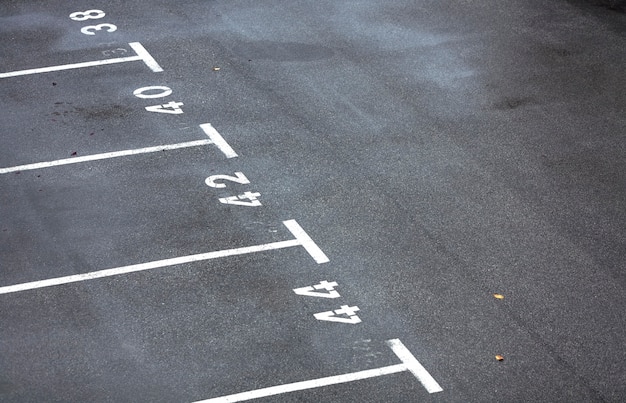 Foto número de espaço de estacionamento vazio